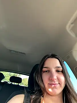 DoriDeluxe66 online show from 11/27/25, 01:35