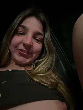 DoriDeluxe66 online show from 02/28/26, 10:55