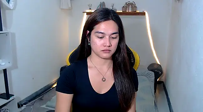 Snapshot of MarieLoveGlamorous chatting on 03/09/25, 11:36 MarieLoveGlamorous online show from 03/09/25, 11:36