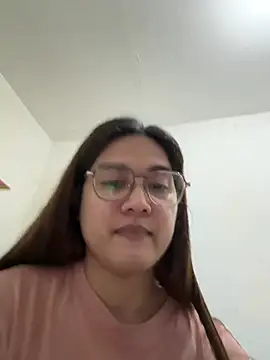 Snapshot of MarieLoveGlamorous chatting on 05/28/26, 02:25 MarieLoveGlamorous online show from 05/28/26, 02:25