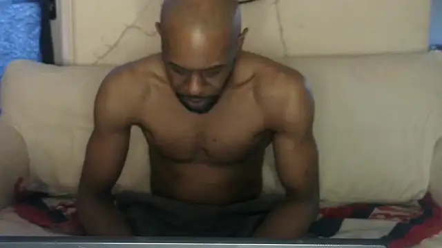 CuzzyB69 online show from 04/08/26, 06:13