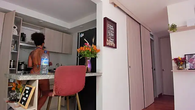 karlye 5 online show from 01/11/25, 06:33