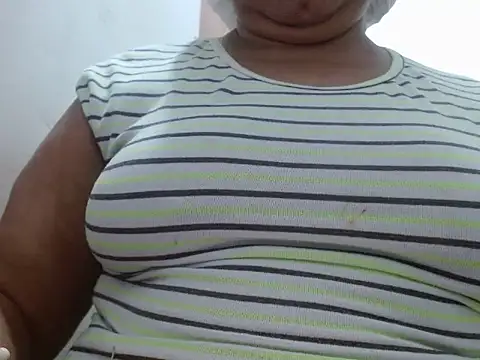 megganplayx online show from 10/04/25, 09:57