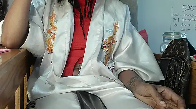 EmpressSunshine online show from 03/10/25, 01:34