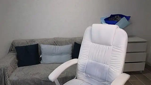 EvaMaddison online show from 01/05/25, 04:25