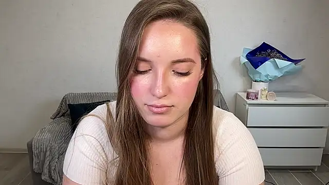 EvaMaddison online show from 02/05/26, 06:12