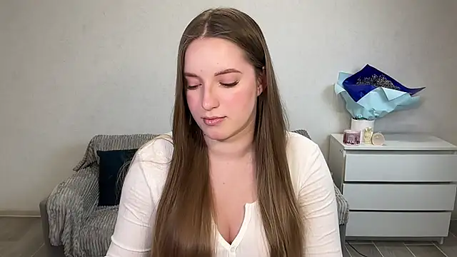 EvaMaddison online show from 02/06/26, 06:00