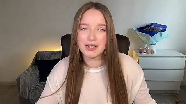 EvaMaddison online show from 03/28/26, 08:03