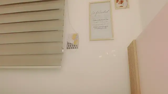 Snapshot of Elen__Sweet chatting on 01/24/25, 01:24 Elen  Sweet online show from 01/24/25, 01:24