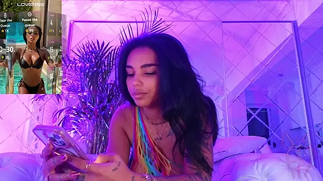 KimiBrown online show from 12/04/25, 09:51