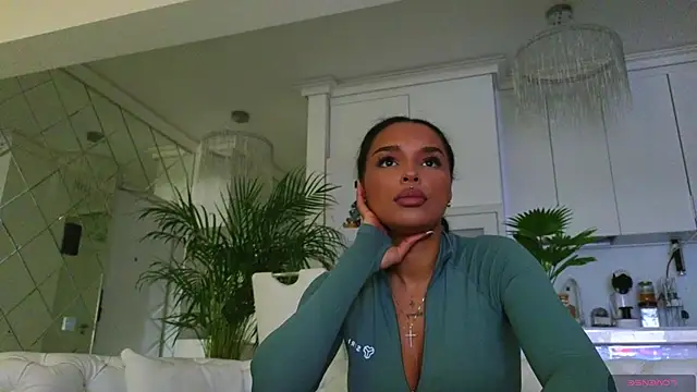 KimiBrown online show from 12/18/25, 01:06