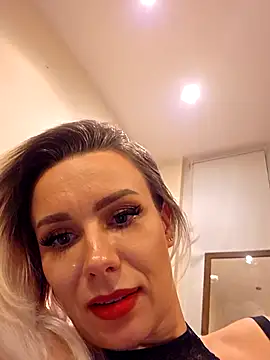 AureliaDoux online show from 04/16/26, 09:39