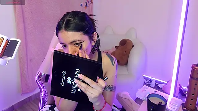 Nami usagi online show from 09/21/25, 04:52