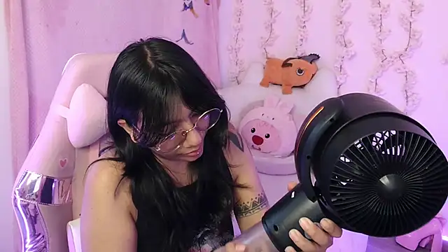 Nami usagi online show from 11/27/25, 04:42