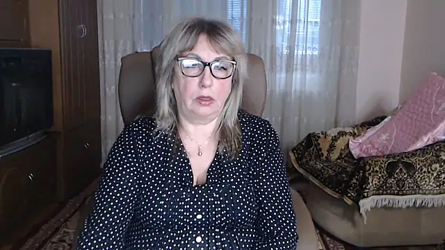 Kallliina online show from 12/22/25, 08:22