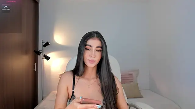 RebeccaBaxter online show from 03/12/26, 12:17