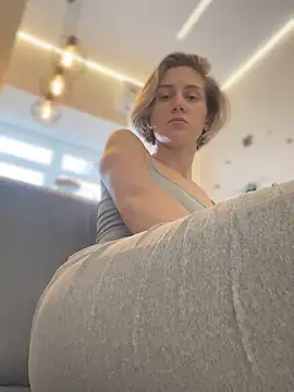 Feral berry 8133 online show from 12/19/24, 11:50