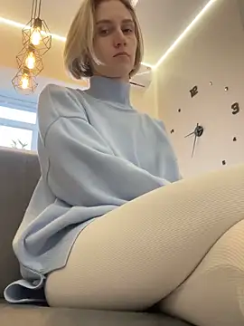 Feral berry 8133 online show from 01/17/25, 06:36