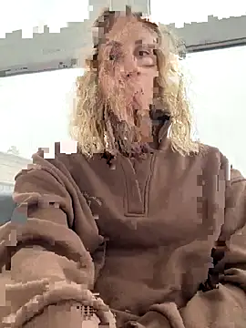 Feral berry 8133 online show from 10/10/25, 11:53