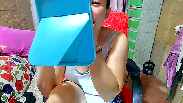 M e c e l online show from 03/19/25, 03:08