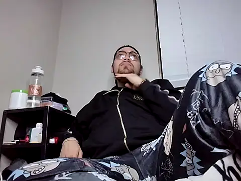 Snapshot of lucasgalacticman chatting on 01/08/25, 03:51 lucasgalacticman online show from 01/08/25, 03:51