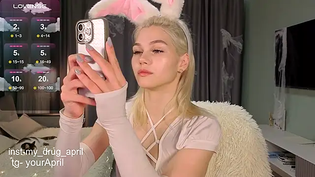 MyApril online show from 10/31/25, 01:50