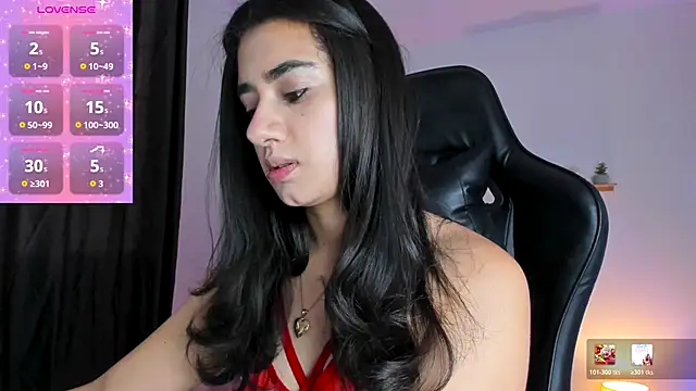 annadu011 online show from 12/22/25, 02:03