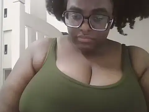 MissCC99 online show from 02/11/25, 05:37