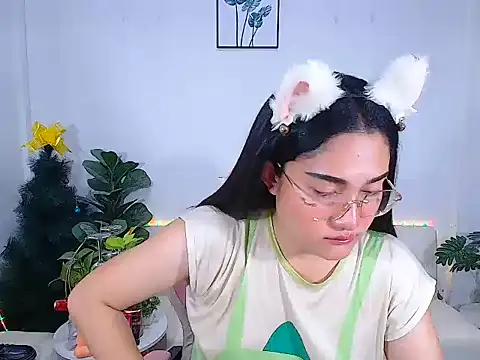 Snapshot of plysaithailand chatting on 06/14/26, 11:07 plysaithailand online show from 06/14/26, 11:07
