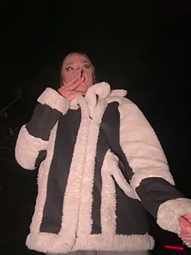 Snapshot of PennyPrincess chatting on 01/04/25, 11:27 PennyPrincess online show from 01/04/25, 11:27