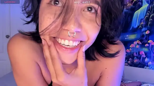 Snapshot of Ashlleycam_ chatting on 12/31/24, 06:59 Ashlleycam online show from 12/31/24, 06:59