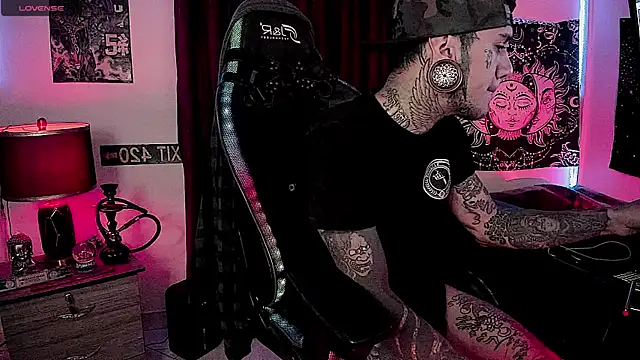 josh  ackerman online show from 01/05/25, 12:10