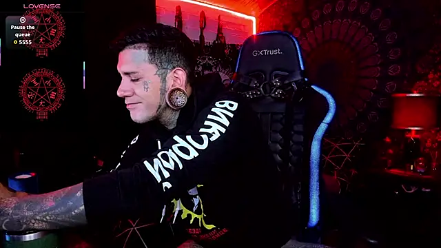 josh  ackerman online show from 10/06/25, 06:55