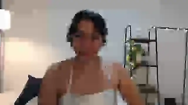 Snapshot of camii_7 chatting on 01/12/25, 12:18 camii 7 online show from 01/12/25, 12:18