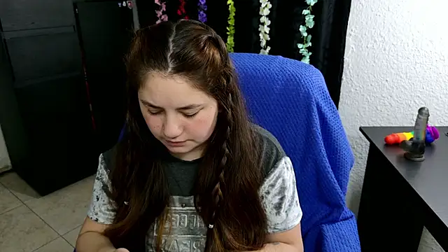 ann bronw online show from 09/26/25, 12:36