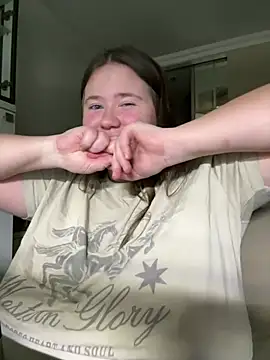 Snapshot of remirann_ chatting on 12/28/24, 09:51 remirann online show from 12/28/24, 09:51