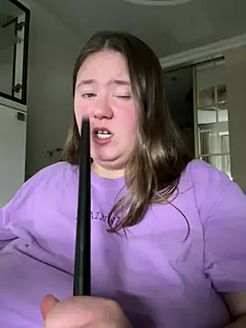 Snapshot of remirann_ chatting on 01/04/25, 05:47 remirann online show from 01/04/25, 05:47