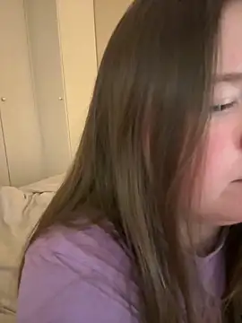 Snapshot of remirann_ chatting on 01/07/25, 06:03 remirann online show from 01/07/25, 06:03