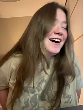 Snapshot of remirann_ chatting on 01/10/25, 11:22 remirann online show from 01/10/25, 11:22