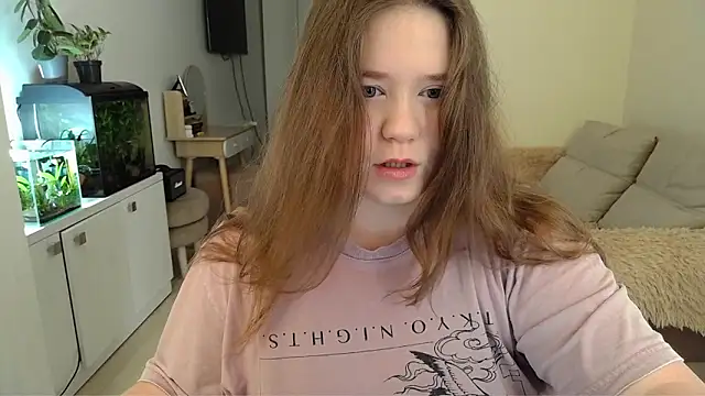 Snapshot of remirann_ chatting on 03/14/25, 09:14 remirann online show from 03/14/25, 09:14