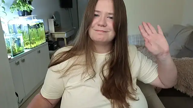 Snapshot of remirann_ chatting on 09/18/25, 12:18 remirann online show from 09/18/25, 12:18