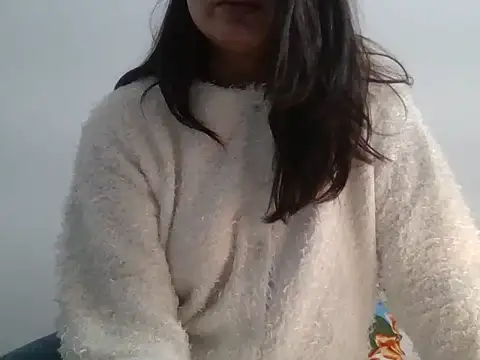 Snapshot of desi_mahima chatting on 11/24/25, 04:45 desi mahima online show from 11/24/25, 04:45