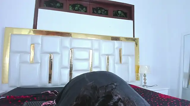 Kylieandjhonny online show from 02/15/25, 06:23