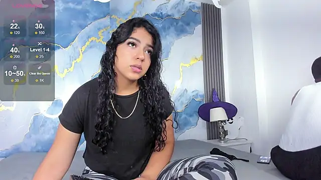 Kylieandjhonny online show from 10/27/25, 07:29