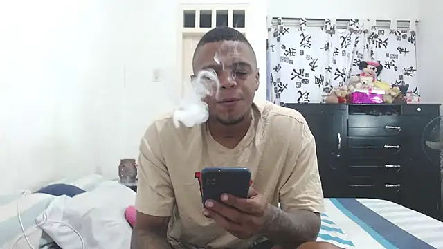 hot and naughty latin online show from 02/14/25, 11:21