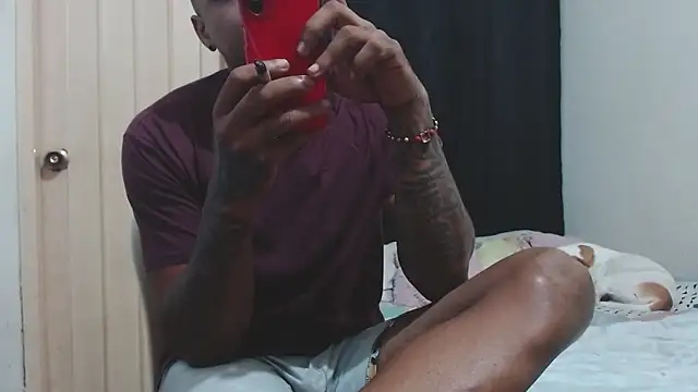 Snapshot of hot_and_naughty_latin chatting on 02/13/26, 11:28 hot and naughty latin online show from 02/13/26, 11:28