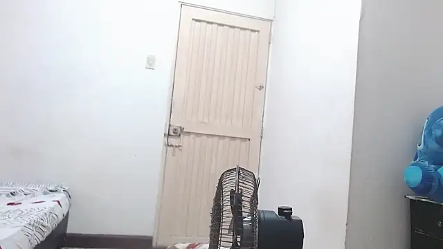 hot and naughty latin online show from 03/21/26, 08:45