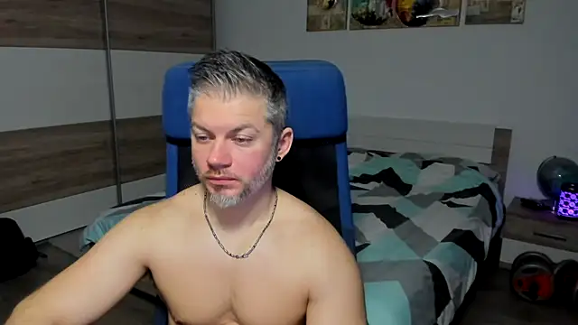 Snapshot of RobbyShawz chatting on 01/06/25, 05:30 RobbyShawz online show from 01/06/25, 05:30