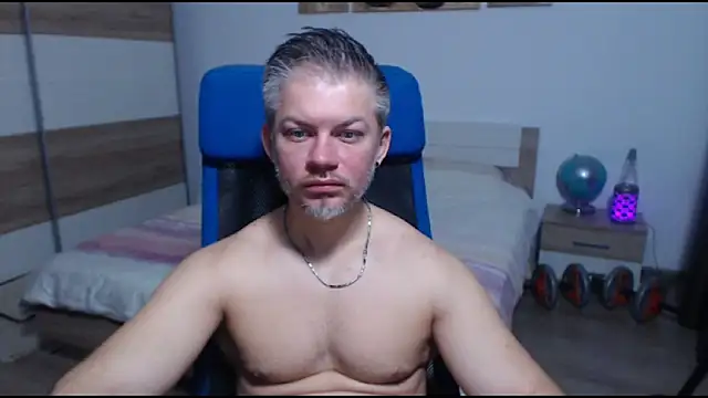 RobbyShawz online show from 12/01/25, 07:24