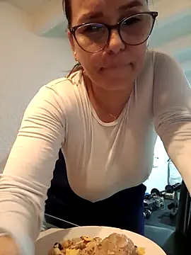MariaPau 83 online show from 03/04/25, 11:43